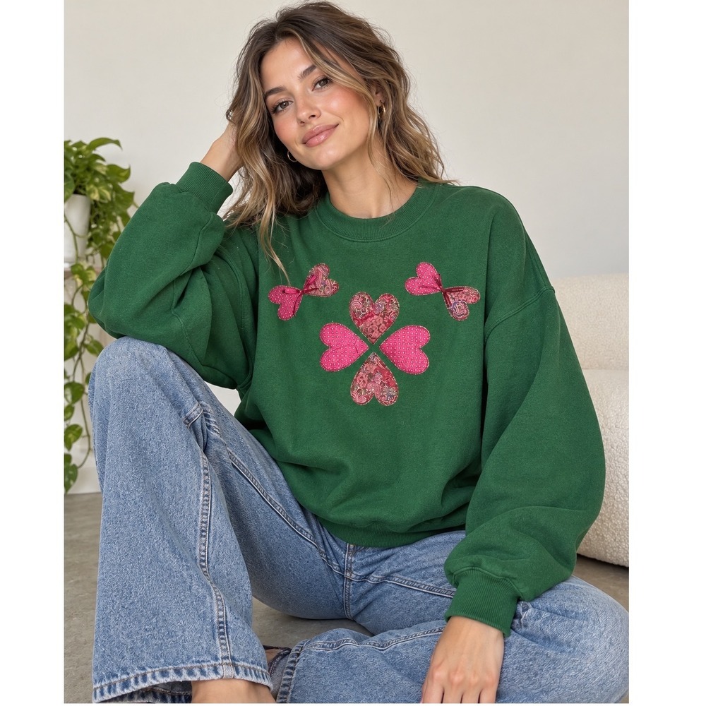 VTG Hanes Sweatshirt Womens XXL Green Heart Bow Applique Grandmacore Cottagecore